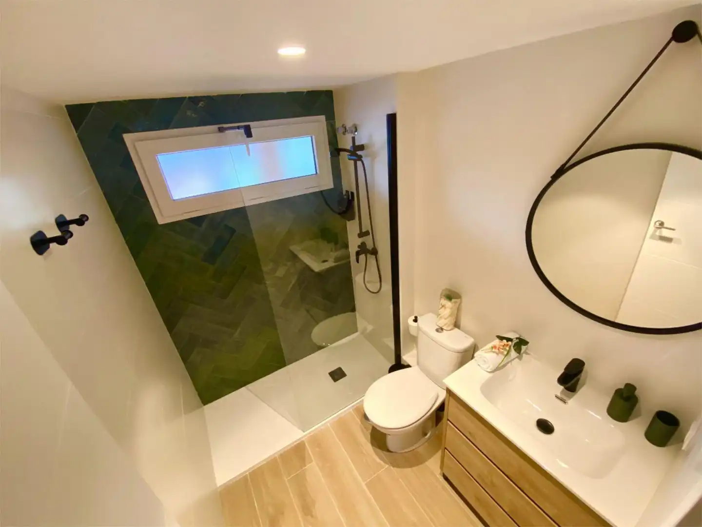Bathroom of Flat for sale in Villajoyosa / La Vila Joiosa  with Heating, Private garden and Parquet flooring