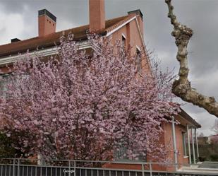 Jardí de Casa o xalet en venda en Simancas amb Aire condicionat, Terrassa i Piscina