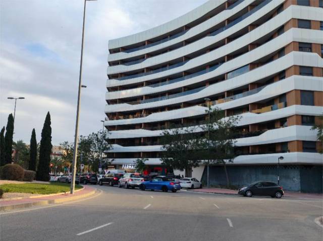 Garaje en Alquiler en Calle Donantes de Sangre, 6 en Juan Carlos I