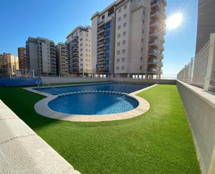 Piscina de Pis de lloguer en La Manga del Mar Menor amb Terrassa i Piscina