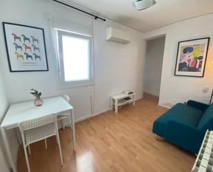 Bedroom of Flat to rent in  Madrid Capital  with Air Conditioner and Terrace