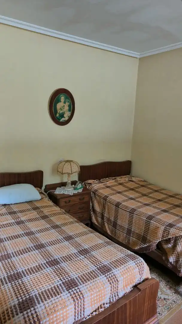 Dormitori de Finca rústica en venda en Nava amb Calefacció, Jardí privat i Terrassa