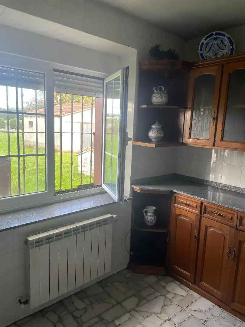 Cuina de Finca rústica en venda en Nava amb Calefacció, Jardí privat i Terrassa