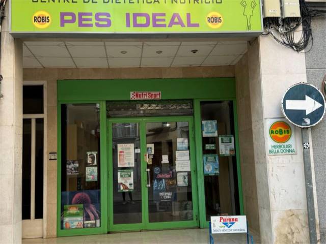 Local comercial en Venta en Carrer de la Verge de Montserrat, 7 en Mollerussa