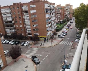 Vista exterior de Pis en venda en Fuenlabrada amb Piscina