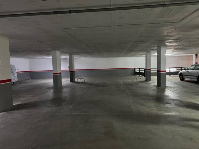 Garaje en Alquiler en Carrer de Praga, 86 en Can Llong