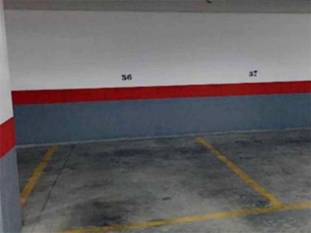 Garaje en Alquiler en Avenida los Andes, 64 en Zona Alta