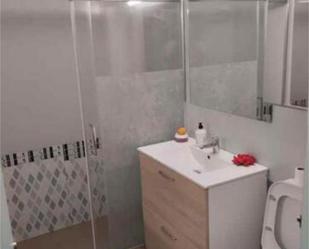 Bathroom of Flat for sale in Águilas  with Terrace