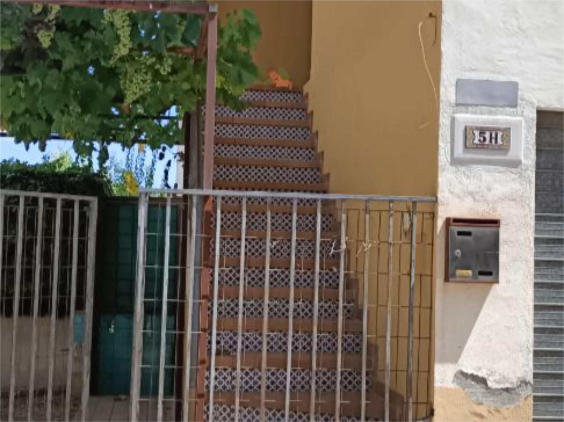 Casa adosada en venda en Láchar amb Balcó