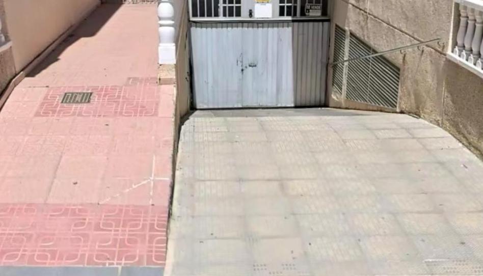 Photo 1 of Garage to rent in Avenida del Mar Menor, 32, Torre de la Horadada, Alicante