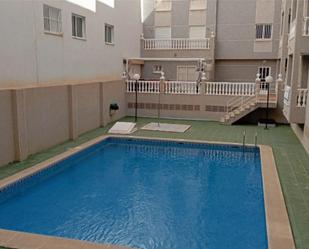 Swimming pool of Flat for sale in Guardamar del Segura  with Balcony