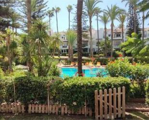 Jardí de Apartament en venda en Marbella amb Piscina