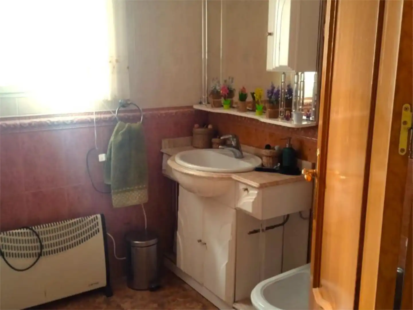 Wohnung zum Verkauf in Carril Penchos, 98, Albatalia Badezimmer von Wohnung zum Verkauf in Murcia Capital mit Klimaanlage, Terrasse und Schwimmbad