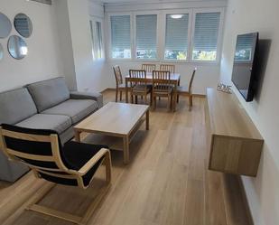 Living room of Flat to rent in  Sevilla Capital  with Air Conditioner and Terrace