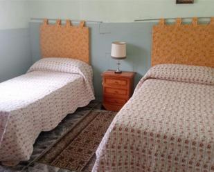 Schlafzimmer von Wohnung miete in La Pola de Gordón 