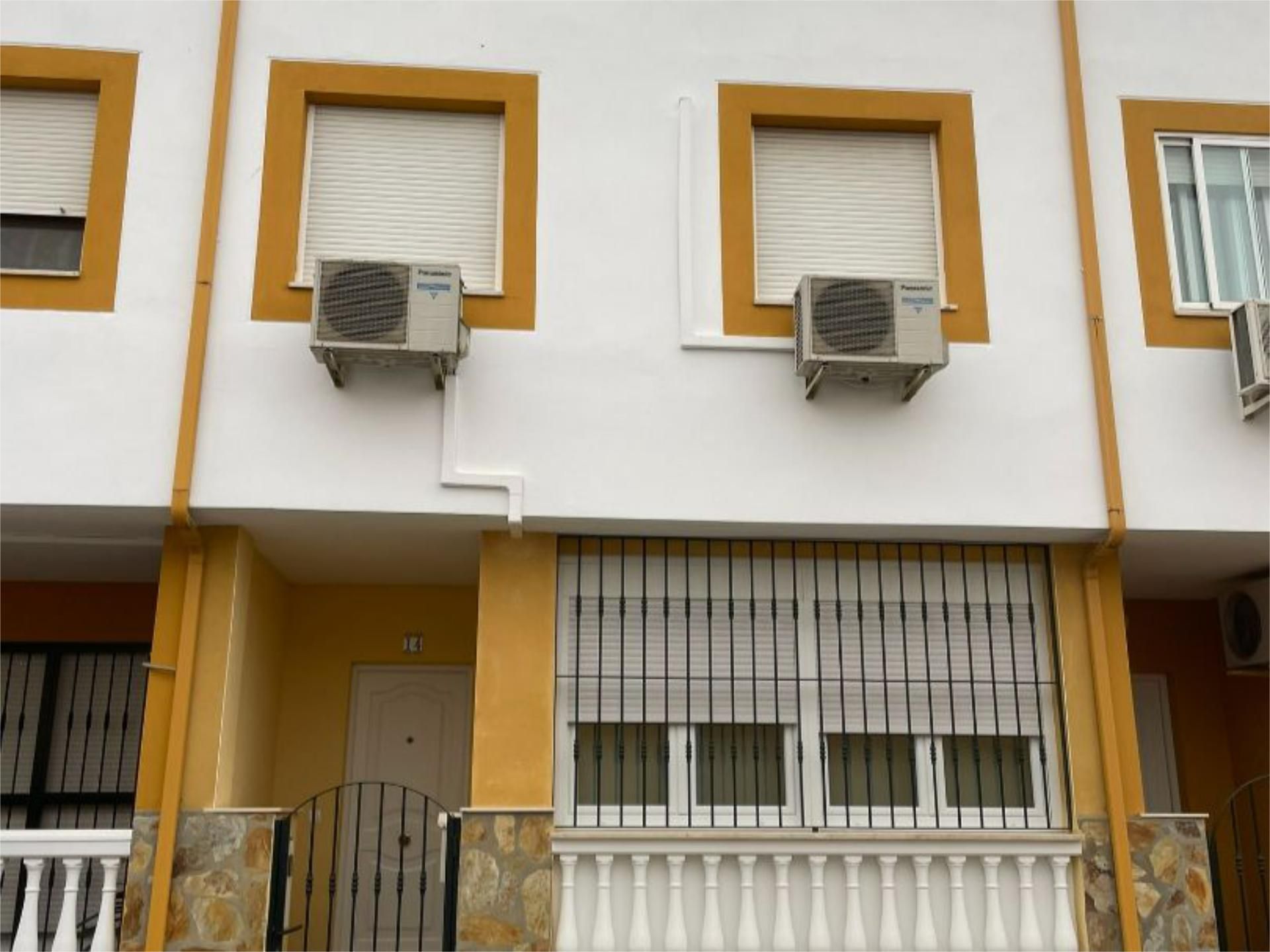 Exterior view of House or chalet for sale in Badajoz Capital