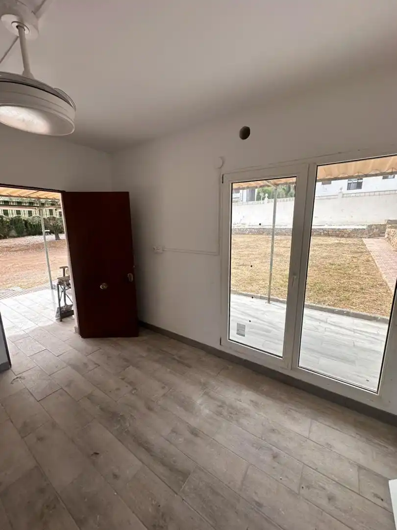 Dormitori de Pis en venda en Oropesa del Mar / Orpesa amb Calefacció i Jardí privat