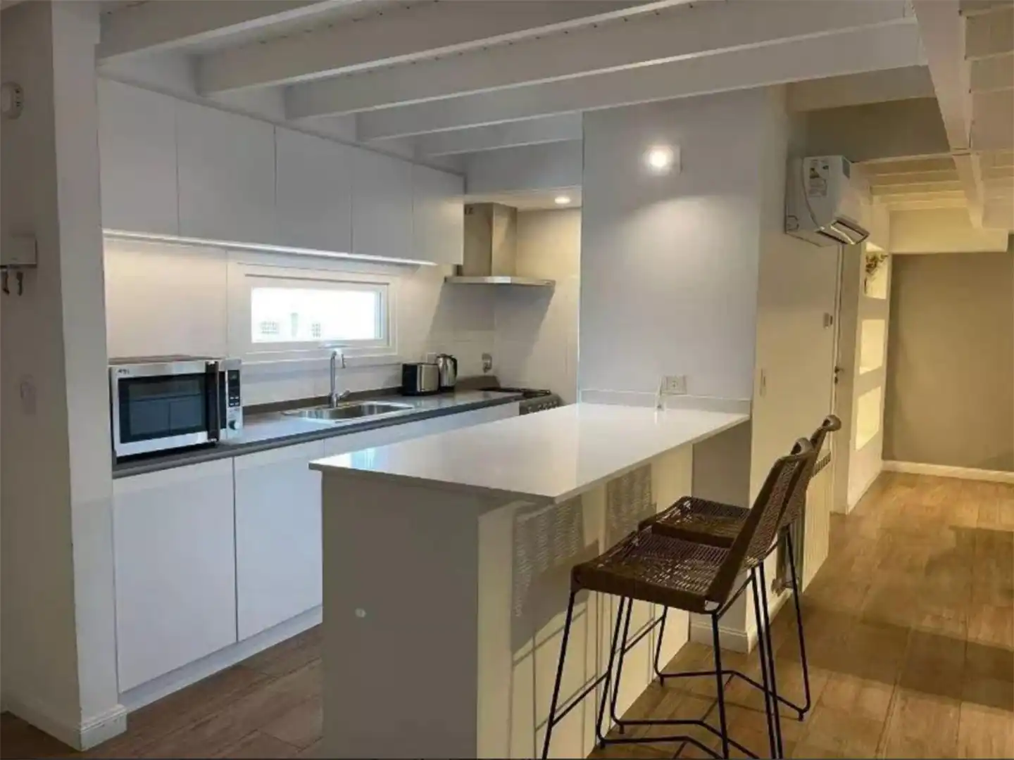 Cocina de Piso en venta en Madrid con Aire acondicionado, Calefacción y Jardín privado