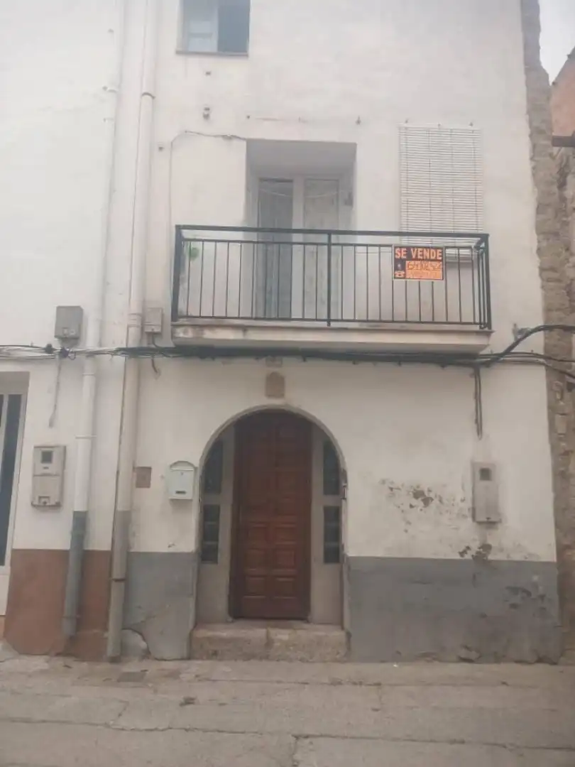 Außenansicht von Einfamilien-Reihenhaus zum Verkauf in La Granja d'Escarp mit Möbliert, Waschmaschine und Balkon
