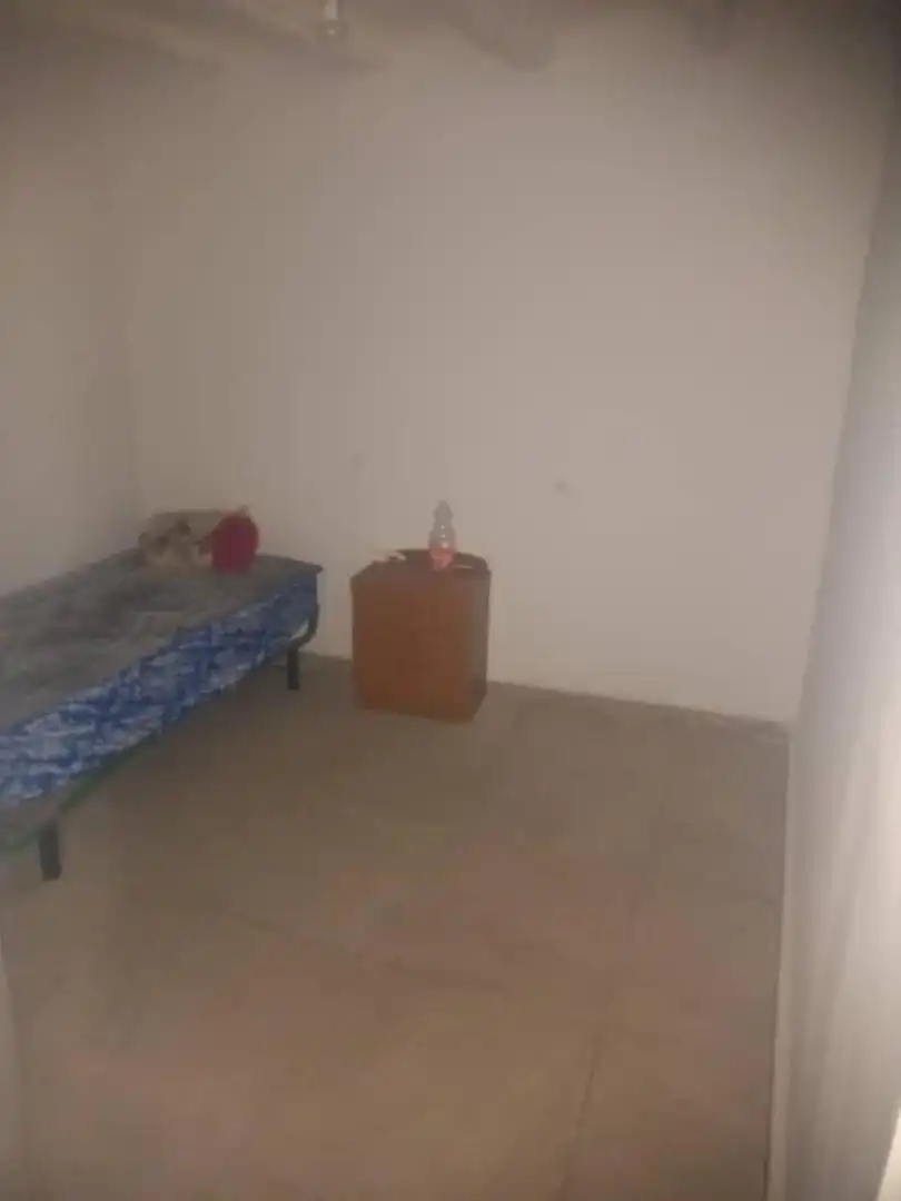Schlafzimmer von Einfamilien-Reihenhaus zum Verkauf in La Granja d'Escarp mit Möbliert, Waschmaschine und Balkon