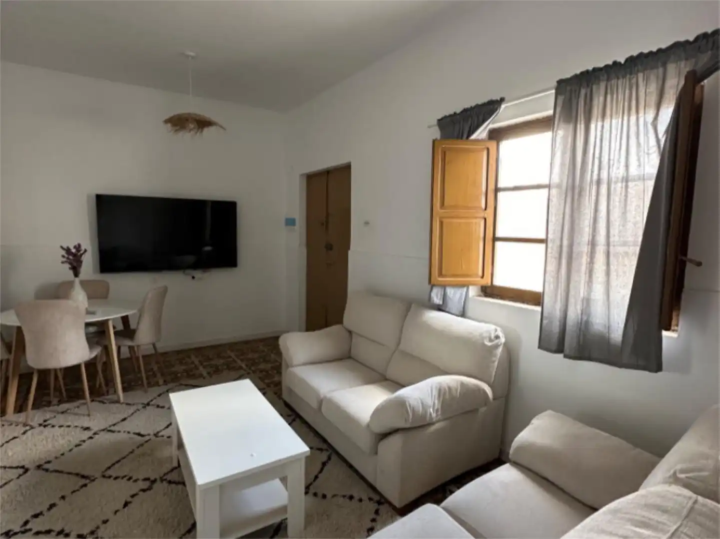 Habitación en Calle, 80, Piedras Redondas - Torrecárdenas Habitación en Calle, 80, Piedras Redondas - Torrecárdenas