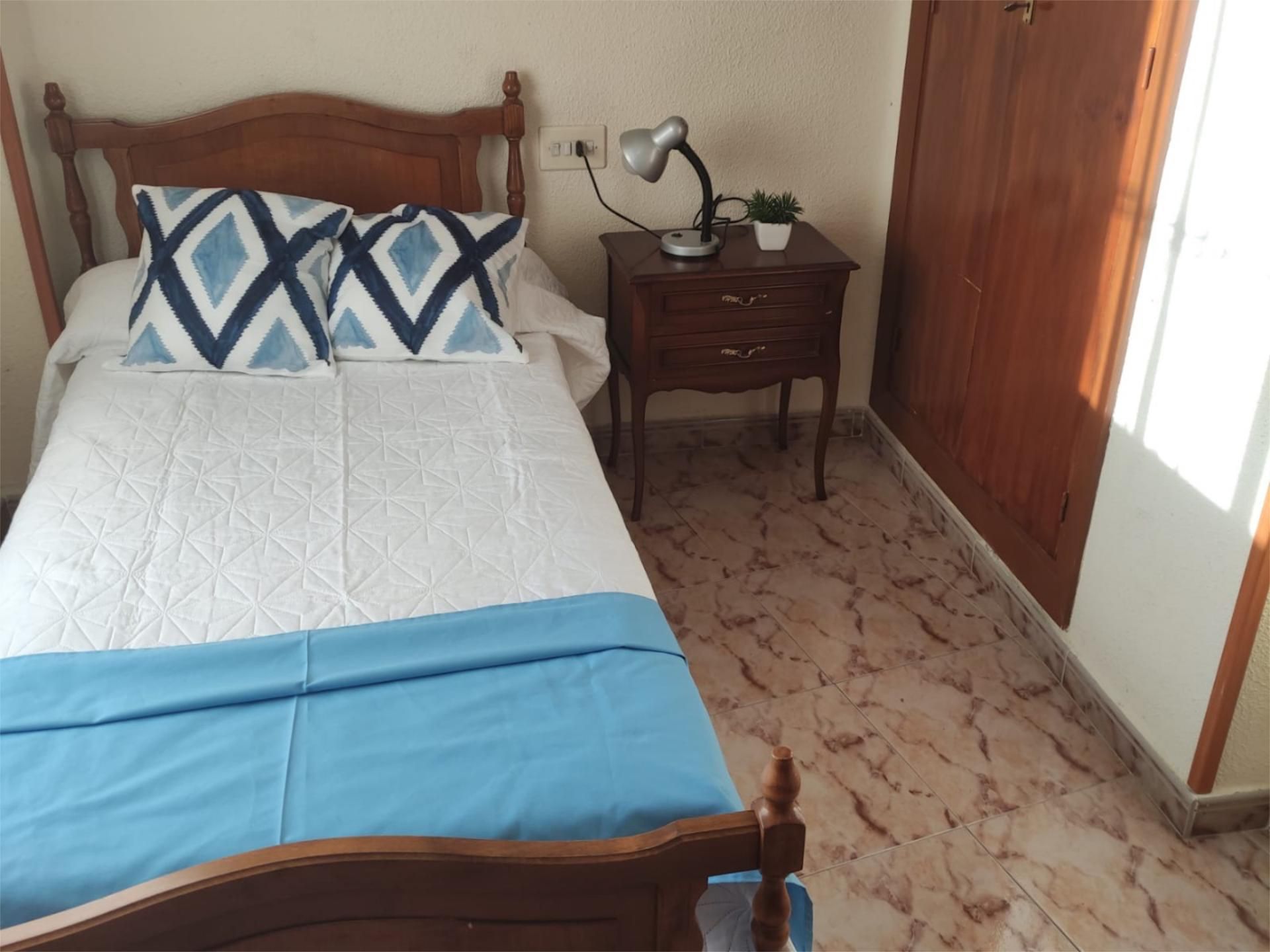 Apartament per a compartir a Plaza de España, 1, Garrido Sur