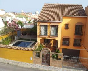 Exterior view of House or chalet for sale in Fuengirola  with Air Conditioner, Private garden and Terrace