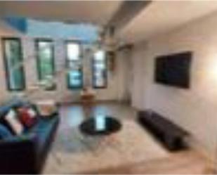 Living room of Duplex to rent in  Madrid Capital  with Air Conditioner and Terrace