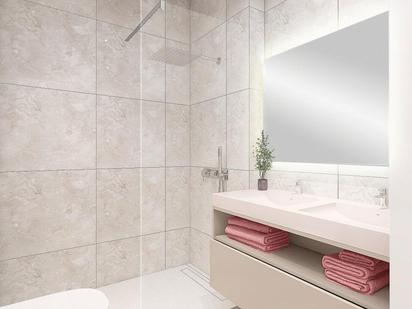 Bathroom of Flat for sale in Elche / Elx  with Air Conditioner, Heating and Parquet flooring