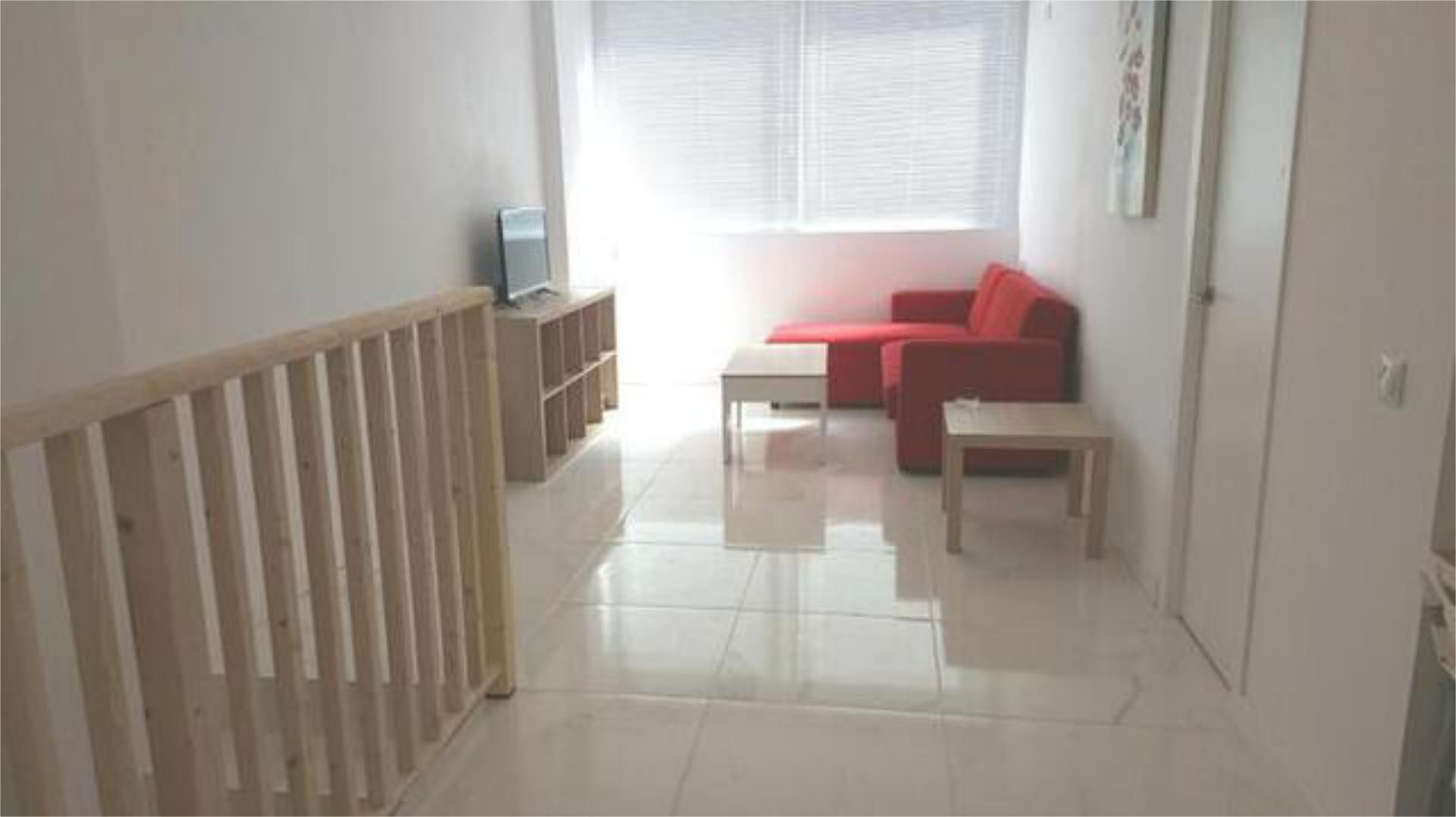 Sala d'estar de Estudi en venda en Sant Boi de Llobregat