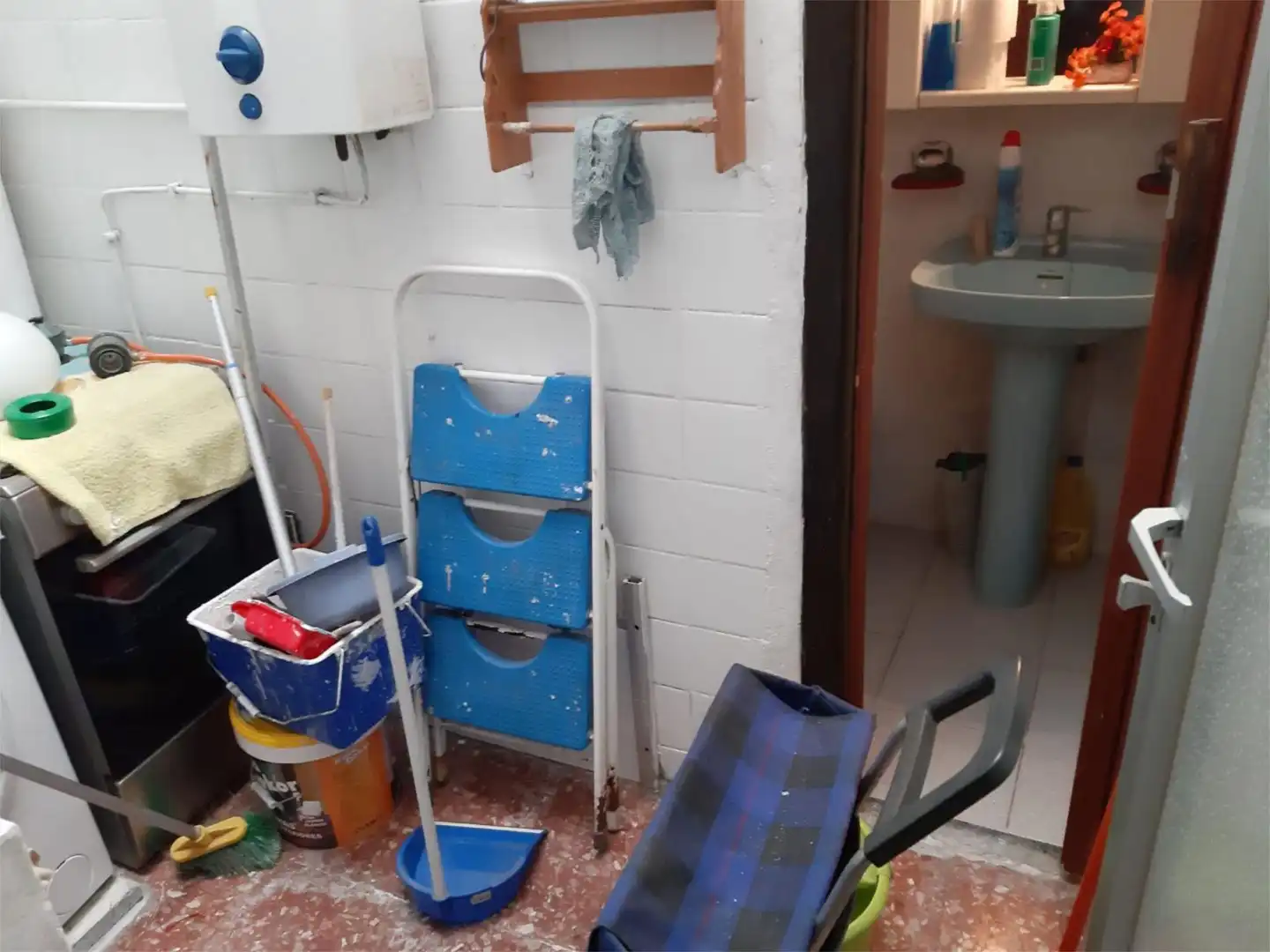 Baño de Piso en venta en Vallada con Aire acondicionado, Terraza y Amueblado