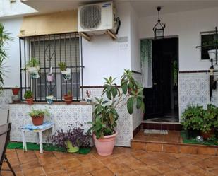 Exterior view of Single-family semi-detached for sale in San Fernando  with Air Conditioner and Terrace