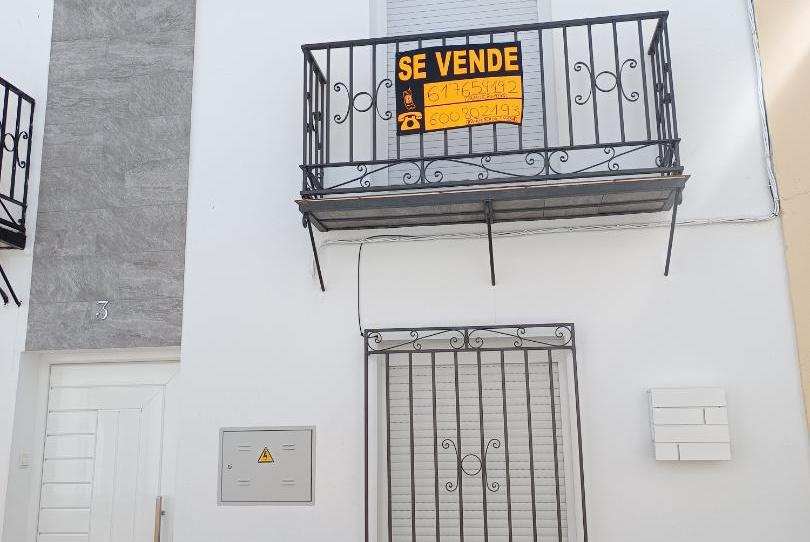 Photo 1 of Single-family semi-detached for sale in Calle Zafra, 3, Arjonilla, Jaén