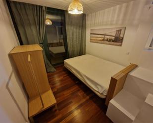 Bedroom of Flat to rent in  Madrid Capital  with Air Conditioner