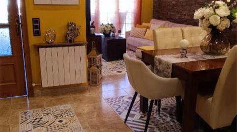 Foto 5 de Casa adosada en venta en Carrer Bisaura, 35, Manlleu, Barcelona