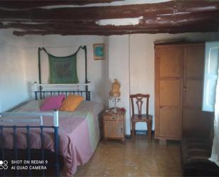 Bedroom of House or chalet to share in Albalate del Arzobispo  with Private garden and Furnished