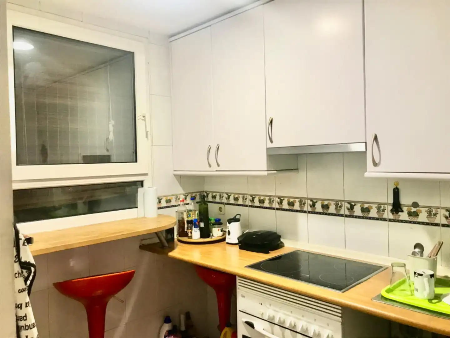 Piso en venta en Calle de Cuevas, 21, Valdeacederas Cocina de Piso en venta en Madrid con Aire acondicionado, Calefacción y Terraza