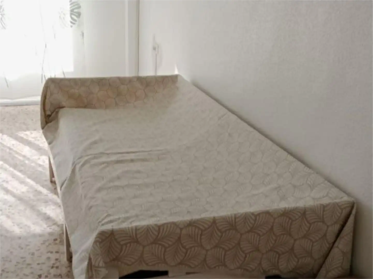 Bedroom of Flat for share in Ceutí  with Air Conditioner, Furnished and Balcony