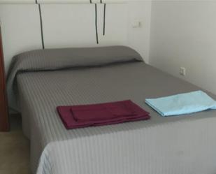 Bedroom of Flat to rent in Cazorla  with Air Conditioner, Terrace and Balcony