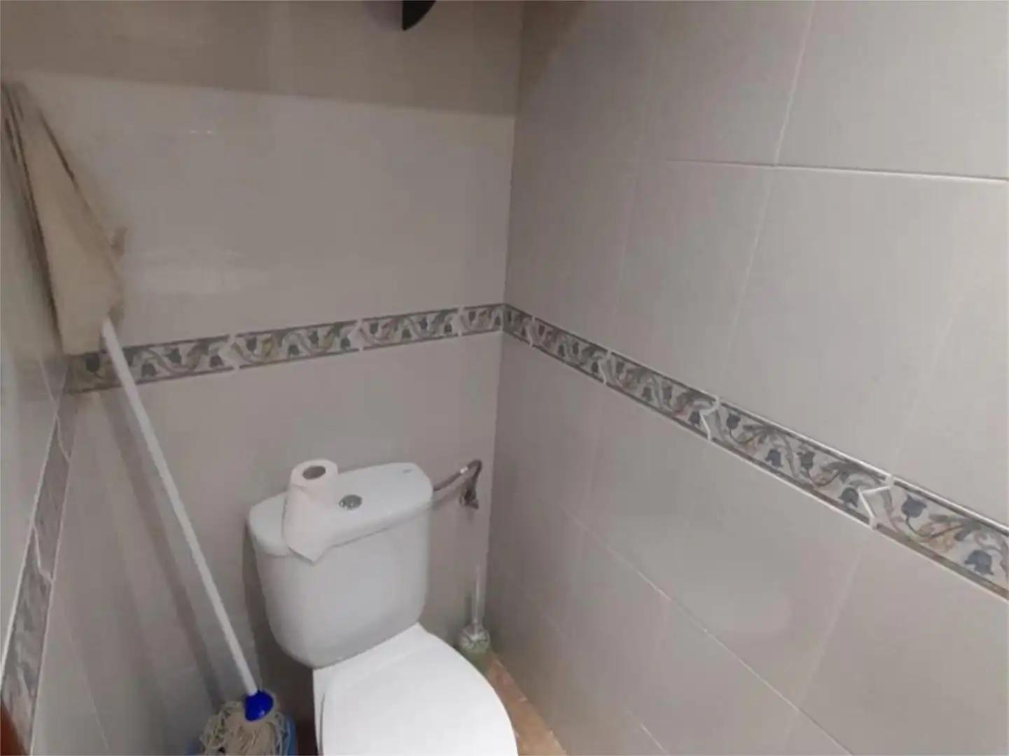 Baño de Oficina de alquiler en Aldea del Fresno