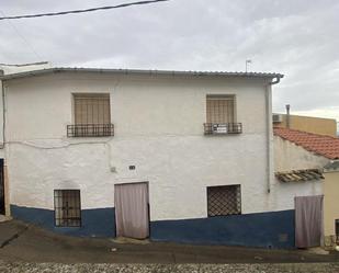 Vista exterior de Casa adosada en venda en Santa Cruz de la Zarza