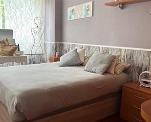 Bedroom of Flat for sale in Castro-Urdiales