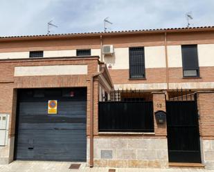 Exterior view of Single-family semi-detached for sale in Bargas  with Air Conditioner, Terrace and Swimming Pool