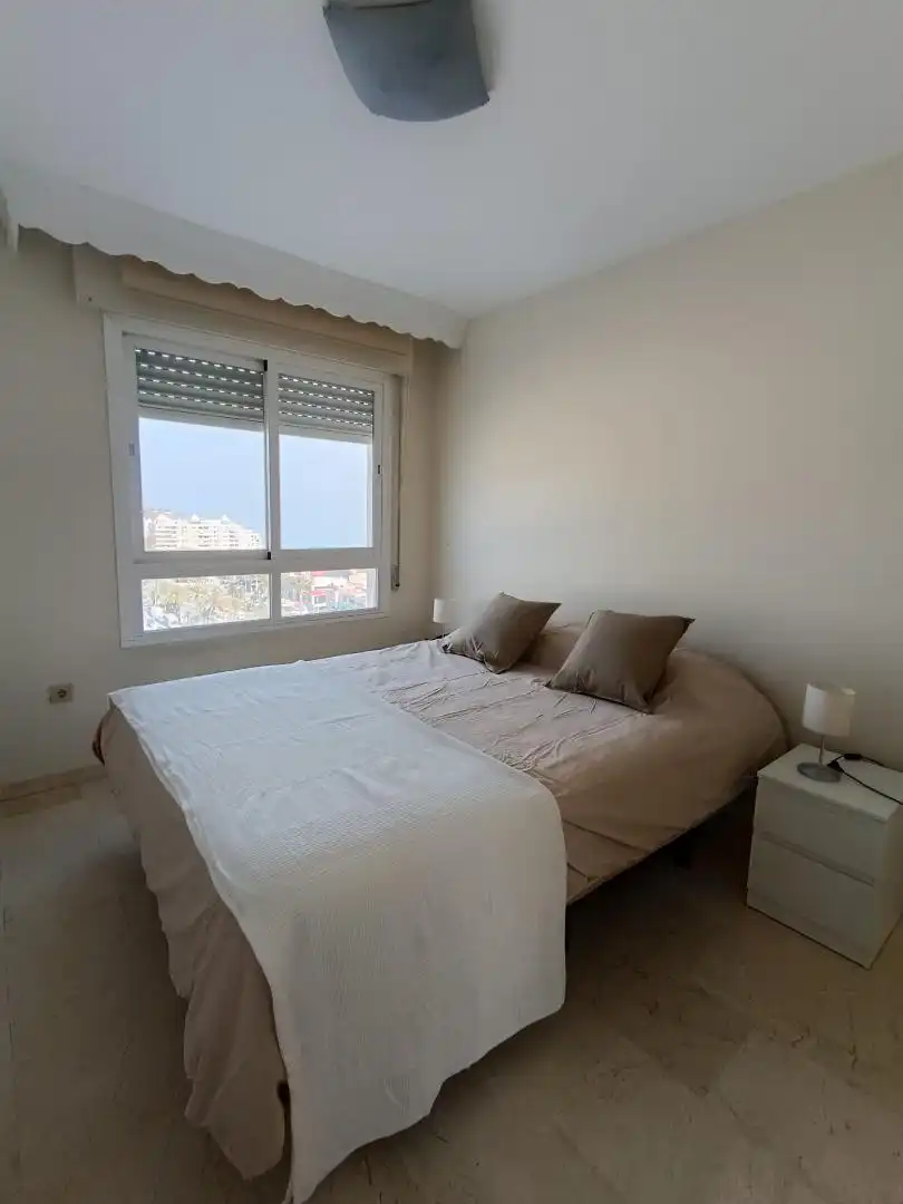 Àtic en venda a Calle Fragua, 3, Los Jardines de Marbella - La Ermita Dormitori de Àtic en venda en Marbella amb Terrassa i Balcó