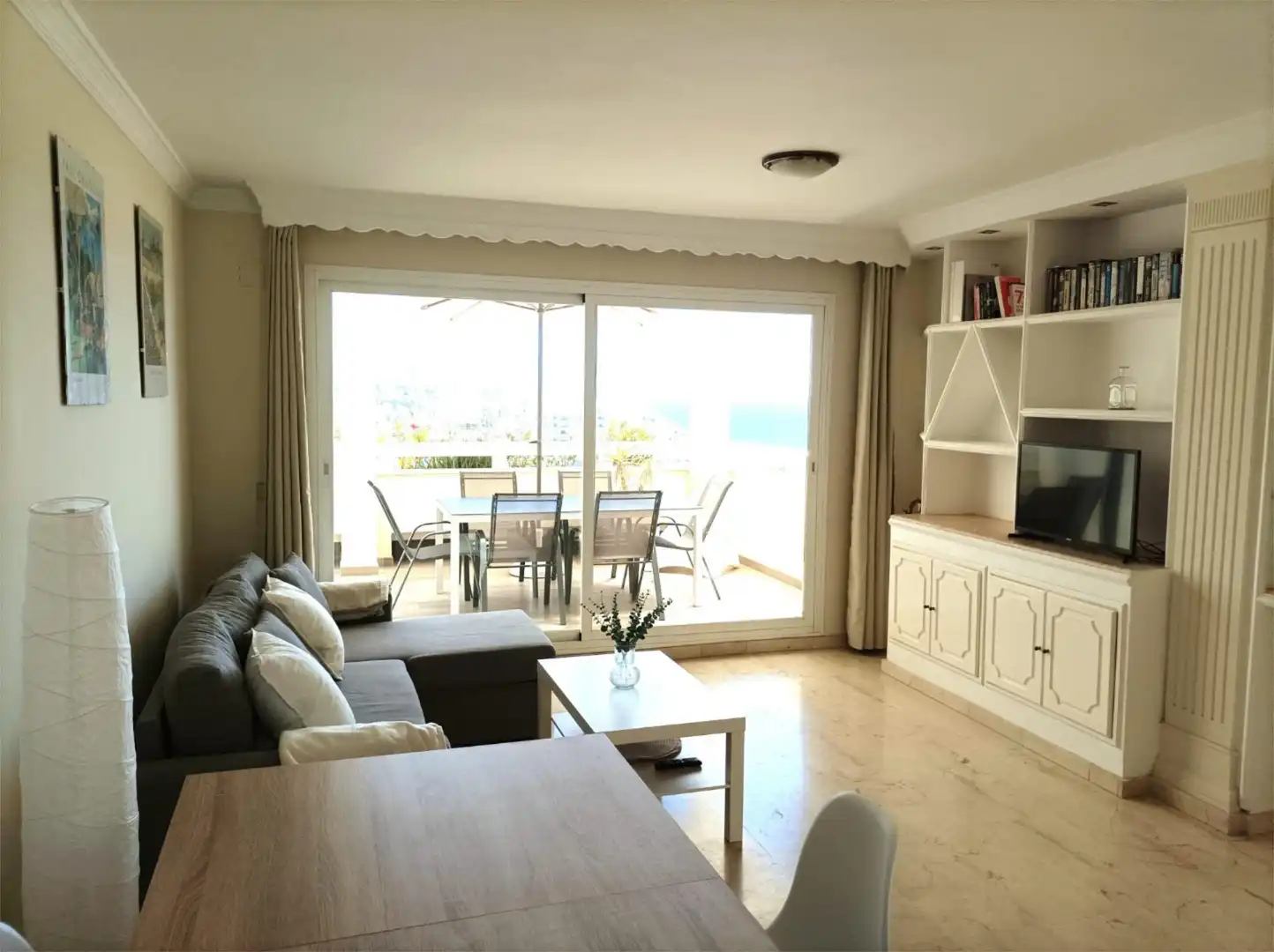Àtic en venda a Calle Fragua, 3, Los Jardines de Marbella - La Ermita Sala d'estar de Àtic en venda en Marbella amb Terrassa i Balcó