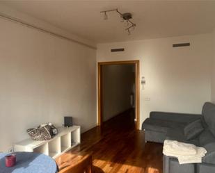 Living room of Attic to share in  Barcelona Capital  with Air Conditioner, Terrace and Balcony