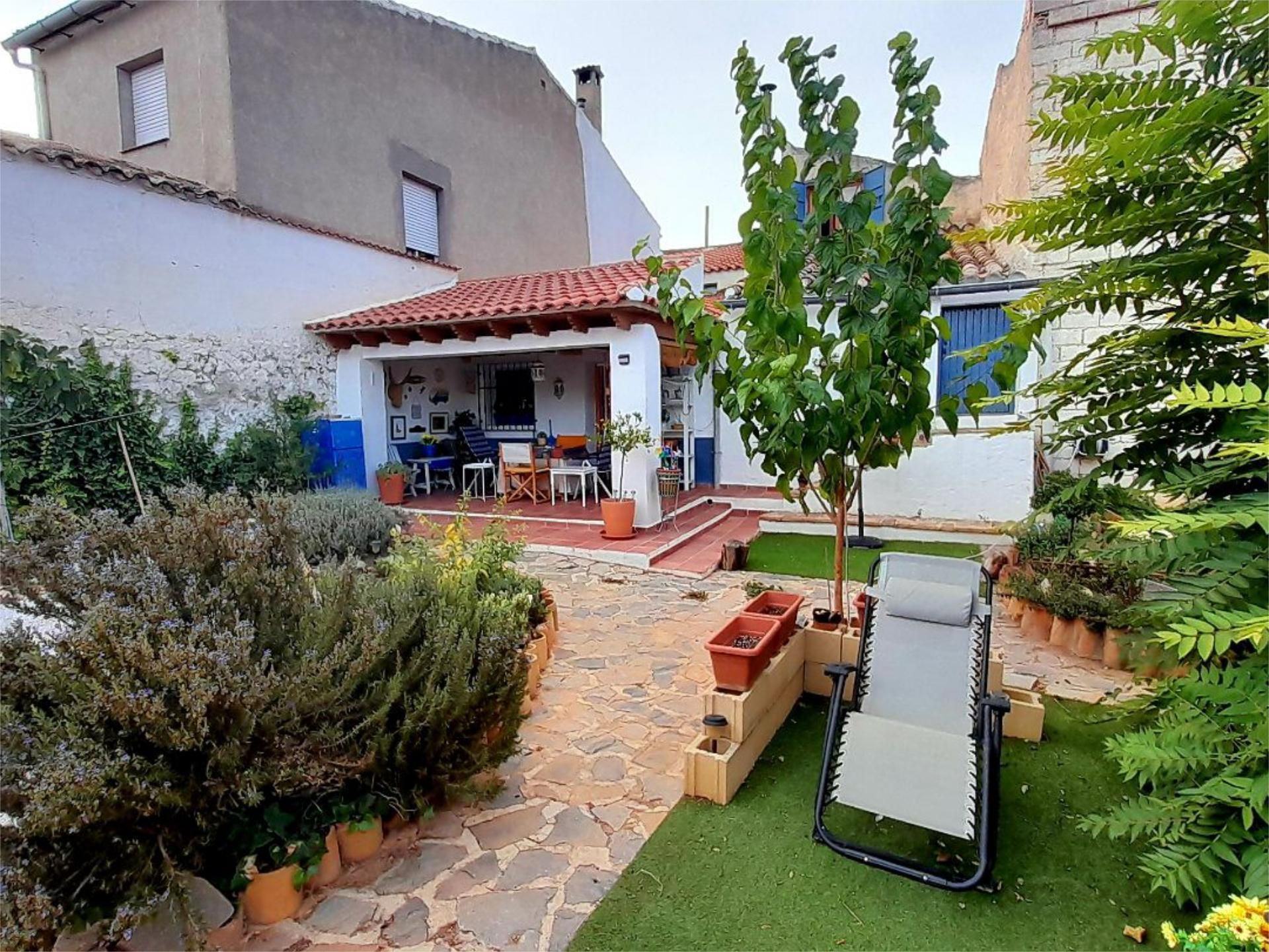 Garden of Single-family semi-detached for sale in María  with Air Conditioner, Heating and Private garden