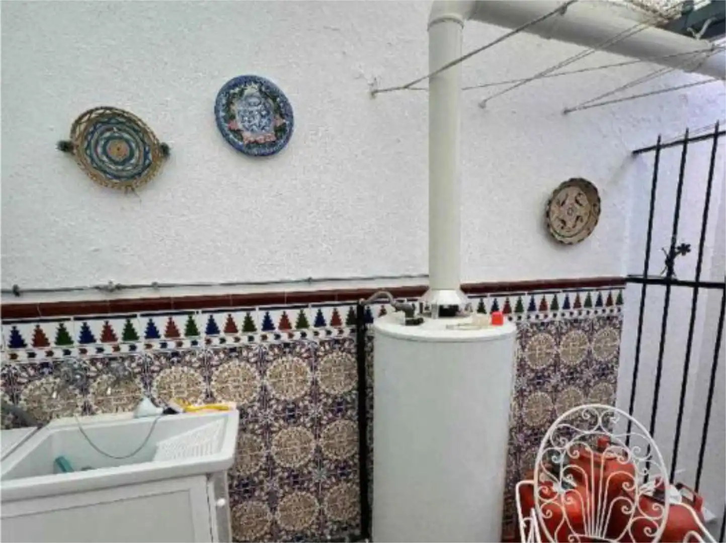 Flat for sale in Calle Empedrada, 7, Archidona Bathroom of Flat for sale in Archidona with Private garden, Parquet flooring and Storage room