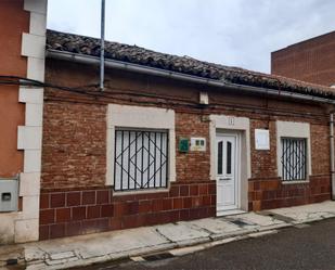 Exterior view of Planta baja for sale in Venta de Baños  with Heating, Washing machine and Microwave