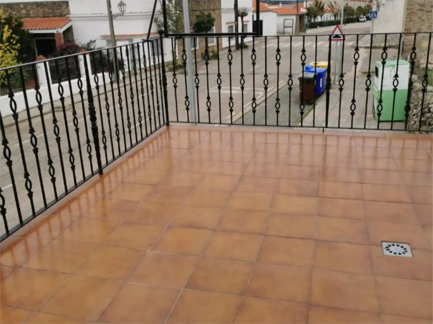 Terrasse von Wohnung zum Verkauf in Villa del Rey mit Klimaanlage, Terrasse und Abstellraum